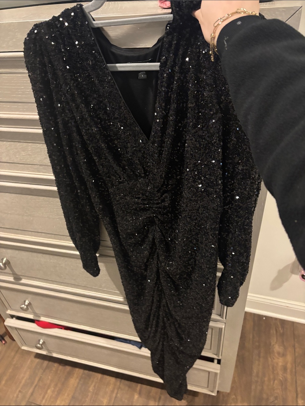 Express Black Sequin V‑Neck Ruched Women's Dress